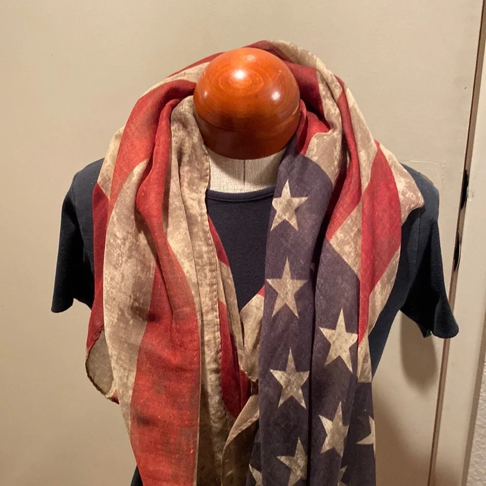 Independence Day iAmericana scarf or wrap . 
RED WHITE AND BLUE aged look - Picture 4 of 7